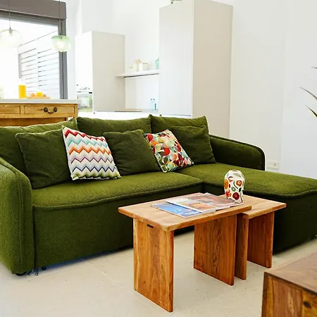 Lucentina Line - Be Line Group Villajoyosa