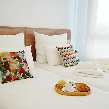 Lucentina Line - Be Line Group Hotell