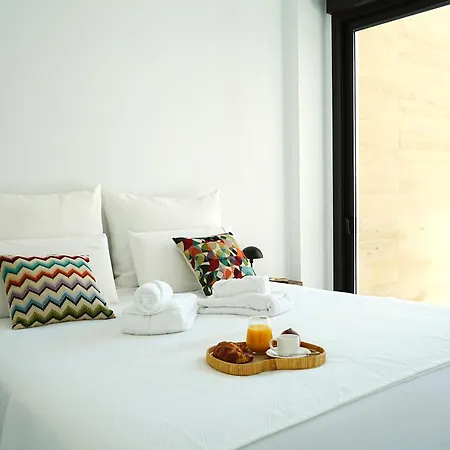 Lucentina Line - Be Line Group Hotell *
